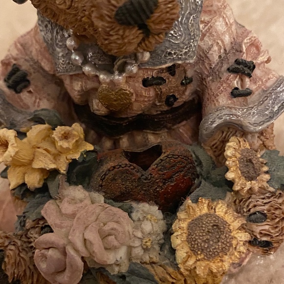 Boyds Bears & Friends – "Justina...The Message "Bearer"" - Picture 8 of 8